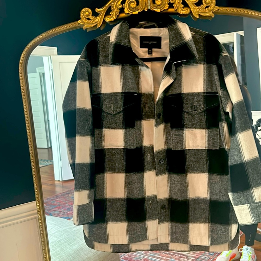 Women’s shacket